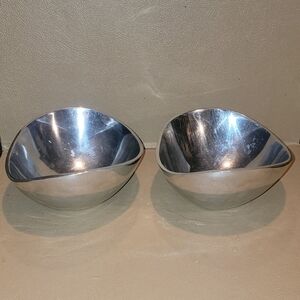 A PAIR OF NAMBE SERVING BOWLS 9" Elegant Silver ALLOY METAL